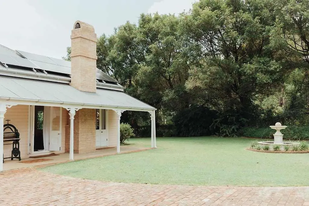 Nyaraló Luxe Hinterland Stay, Eastnor At Montville Estate
